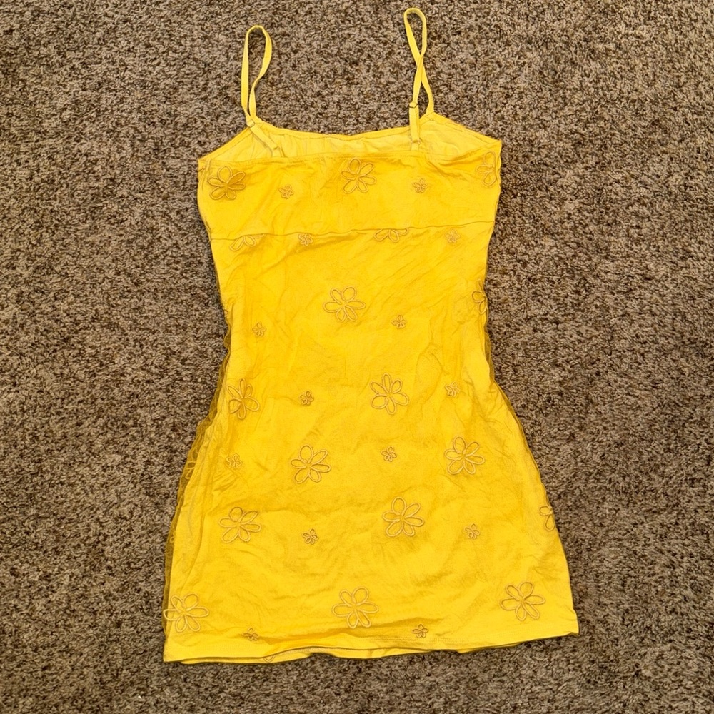 Boutique Bright Yellow Floral Embroidered Slip Dress – Size L - Picture 4 of 6